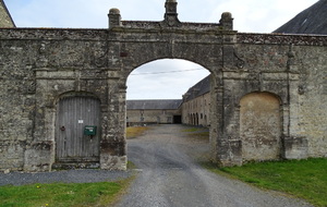 Entrée de Ferme le Vieux Campigny