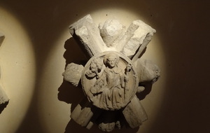 Clé de voûte de Saint Philibert