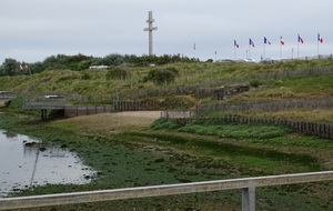 Croix de Lorraine à Courseulles sur mer