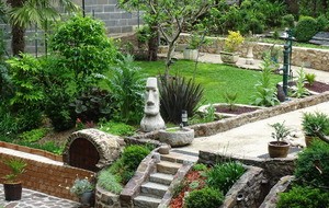 magnifique jardin privé