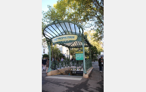 Métro Abesse