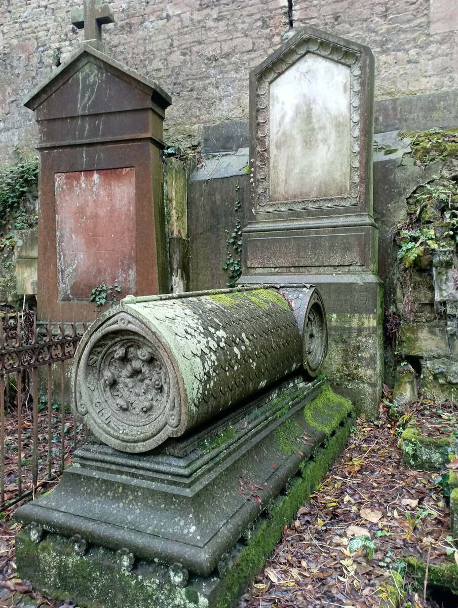 CAEN : Cimetières Dormants