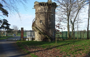 Marche rapide à Hérouville : un beau regard sur le canal